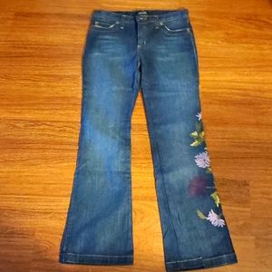Karen Kane Lifestyle Petites Women's Embroidered Floral Jeans - Size 6